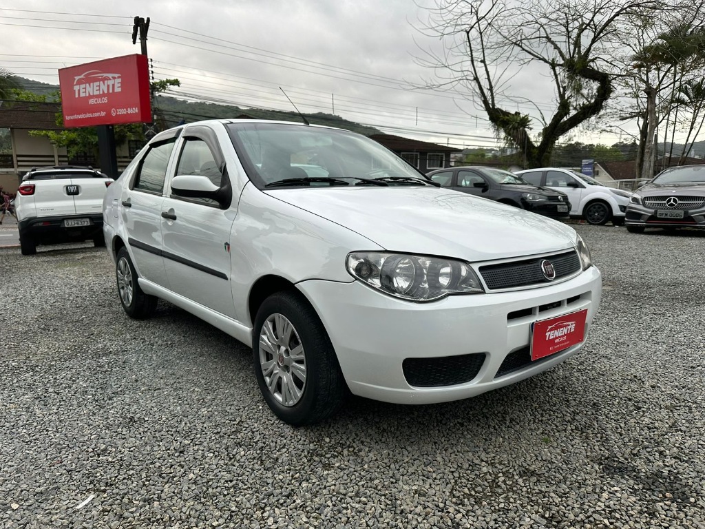 Fiat Siena 1.0 completo    2010