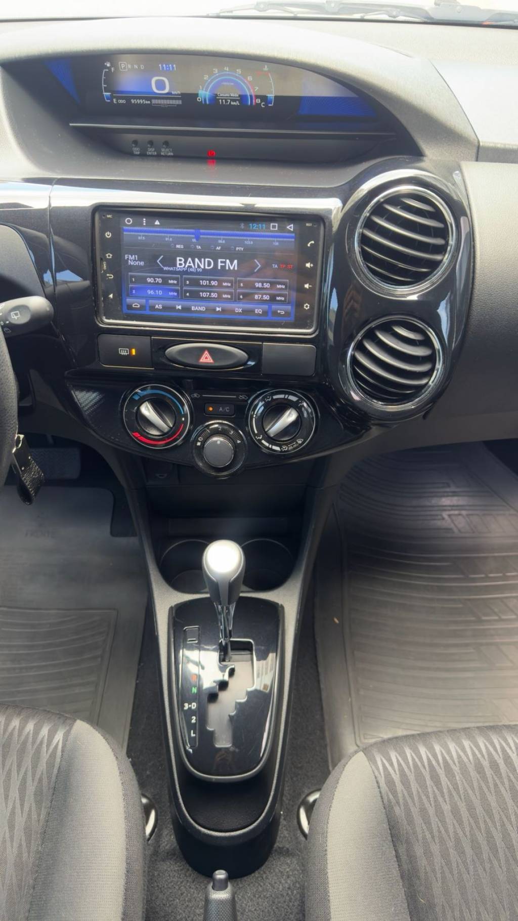 Toyota Etios Xs 1.5 flex 16v 5p aut.    2017