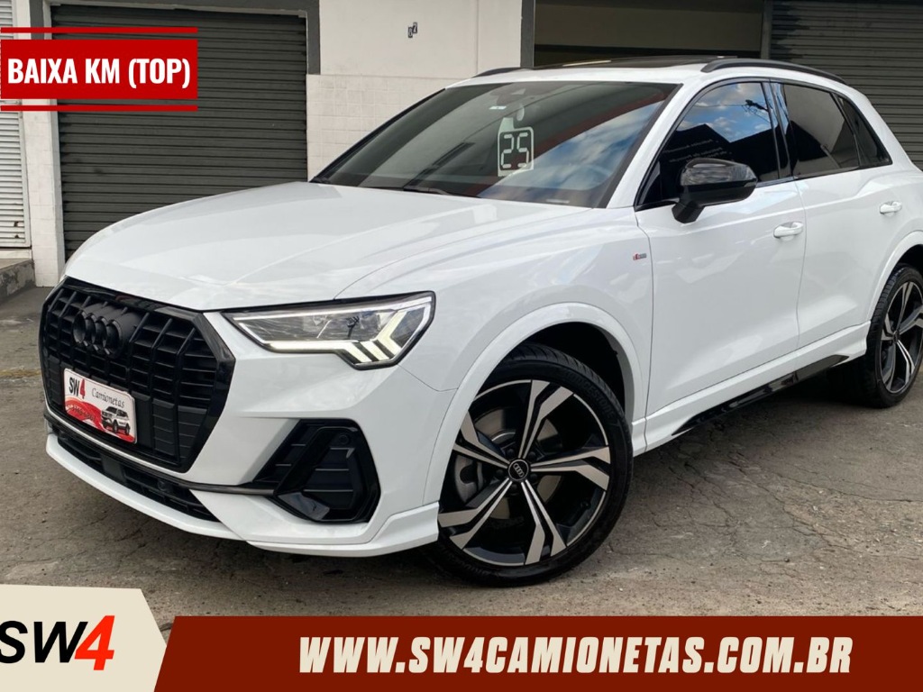 Audi Q3 PERFORMACE BLACK    2025