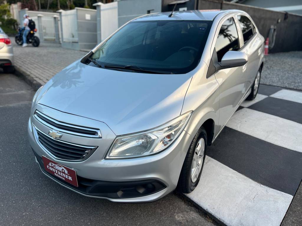 Chevrolet Onix 1.0 HATCH LT FLEXPOWER MEC. 8V    2013