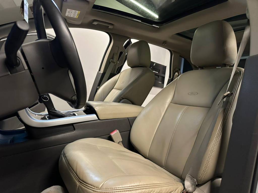 Ford Edge 3.5 limited awd aut.    2011