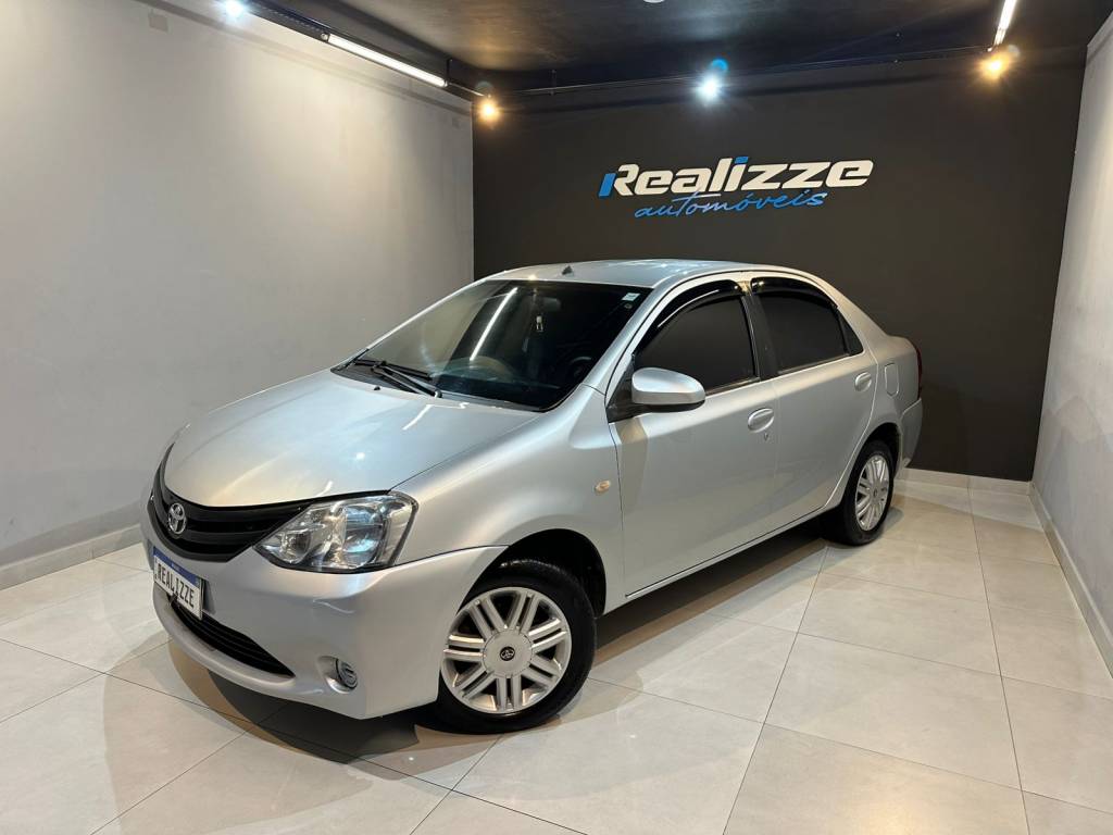 Toyota Etios 1.5    2014