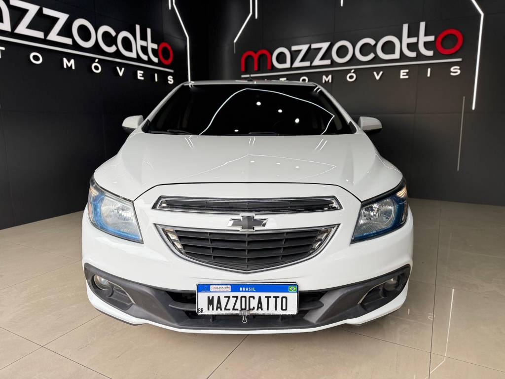 Chevrolet Onix 1.4 8v    2014