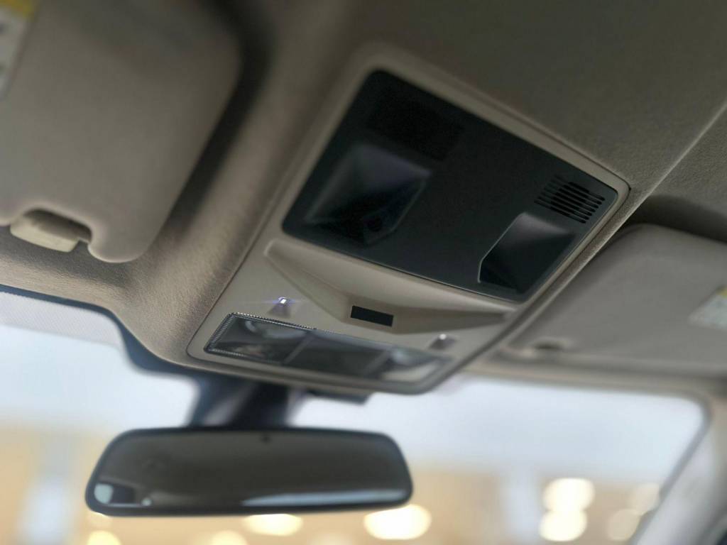 Land Rover Range Rover Evoque Pure  2.0 aut.    2012