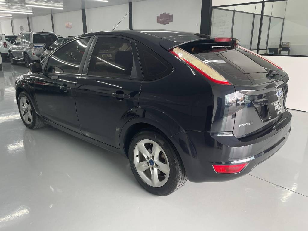 Ford Focus 1.6 s/se/se plus flex 8v/16v  5p    2012