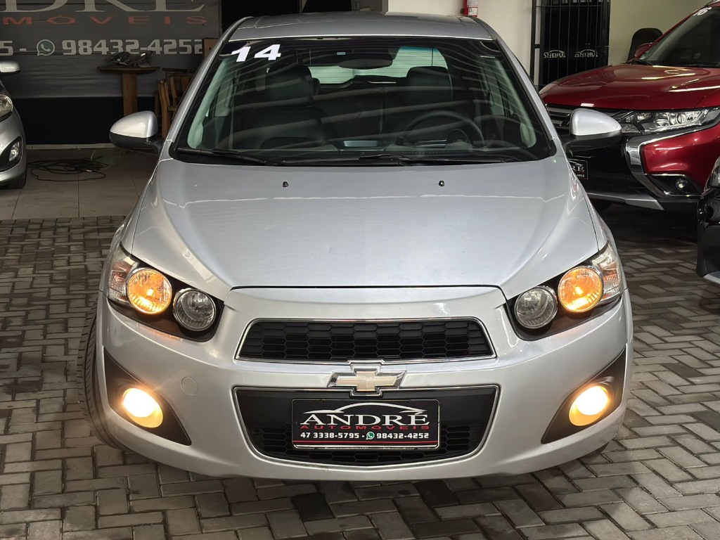 Chevrolet Sonic Ltz 1.6    2014