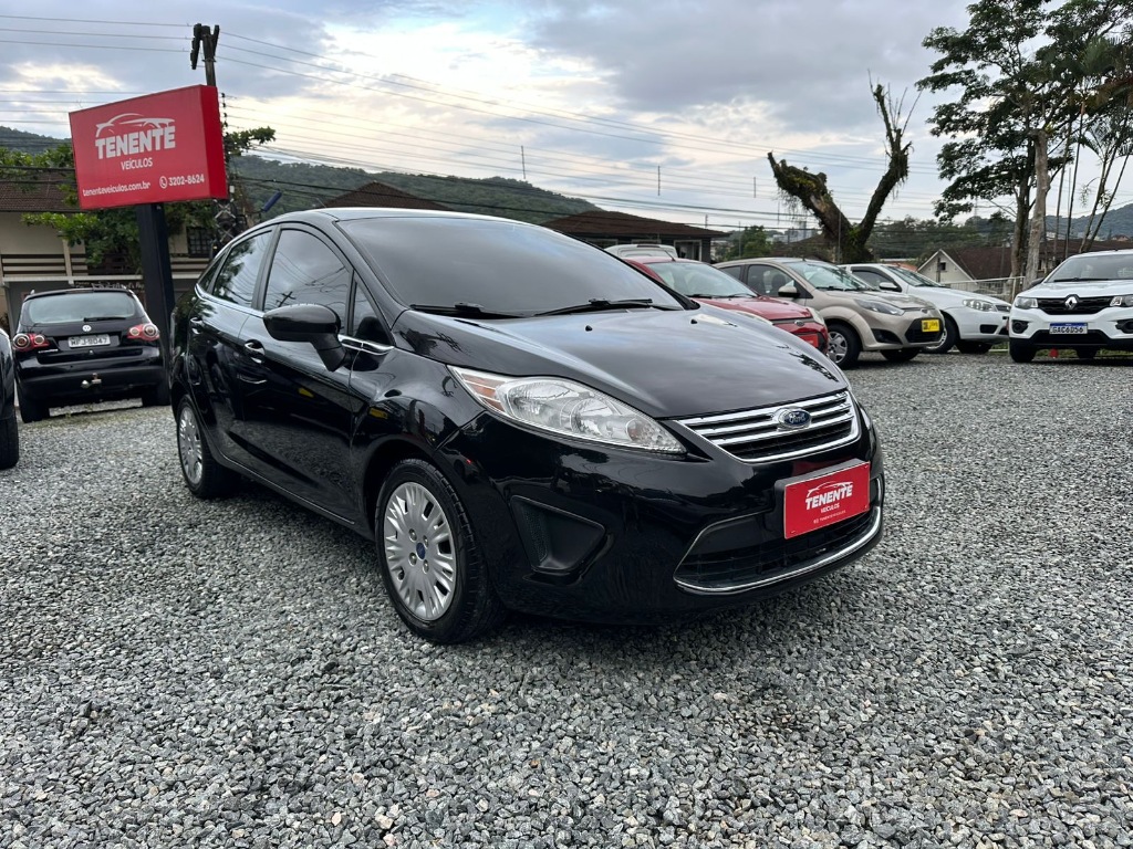 Ford New Fiesta 1.6 SE    2011