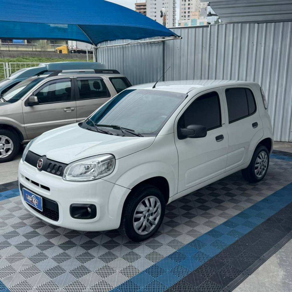 Fiat Uno     2016