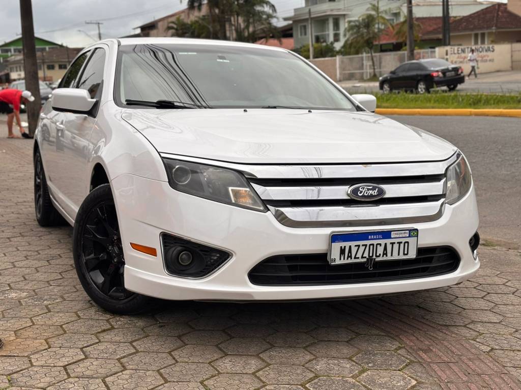 Ford Fusion 3.0 24V    2012