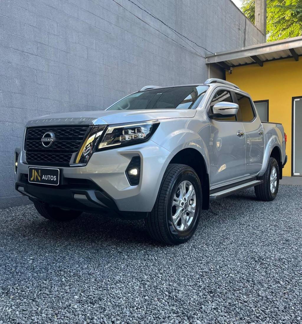 Nissan Frontier XE CD 4x4 2.3 Bi-TB Diesel Aut.    2025