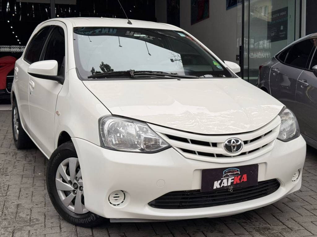 Toyota Etios 1.5    2016