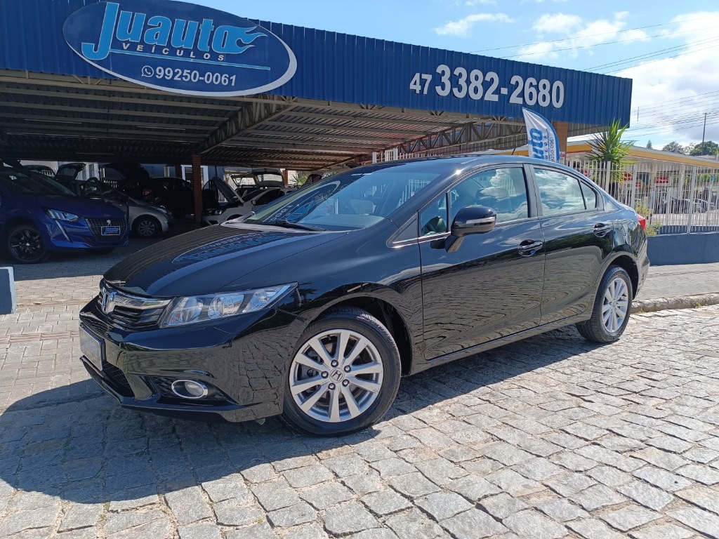 Honda Civic 2.0 LXR    2014