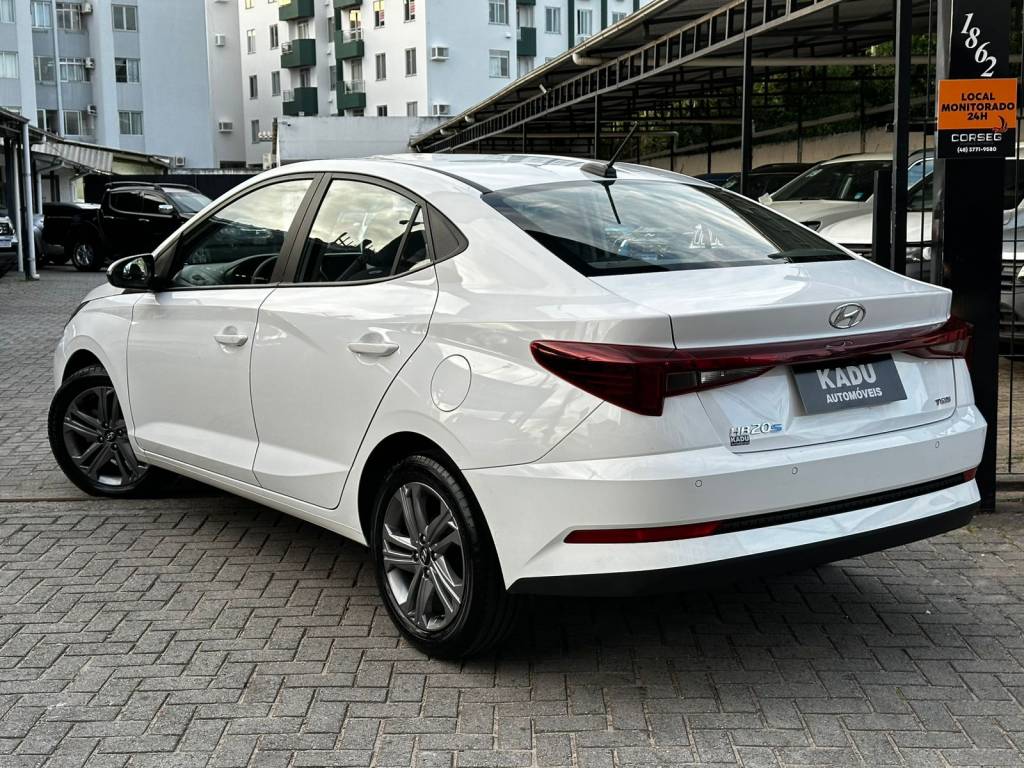 Hyundai HB20S 1.0 comfort plus tb flex aut    2025