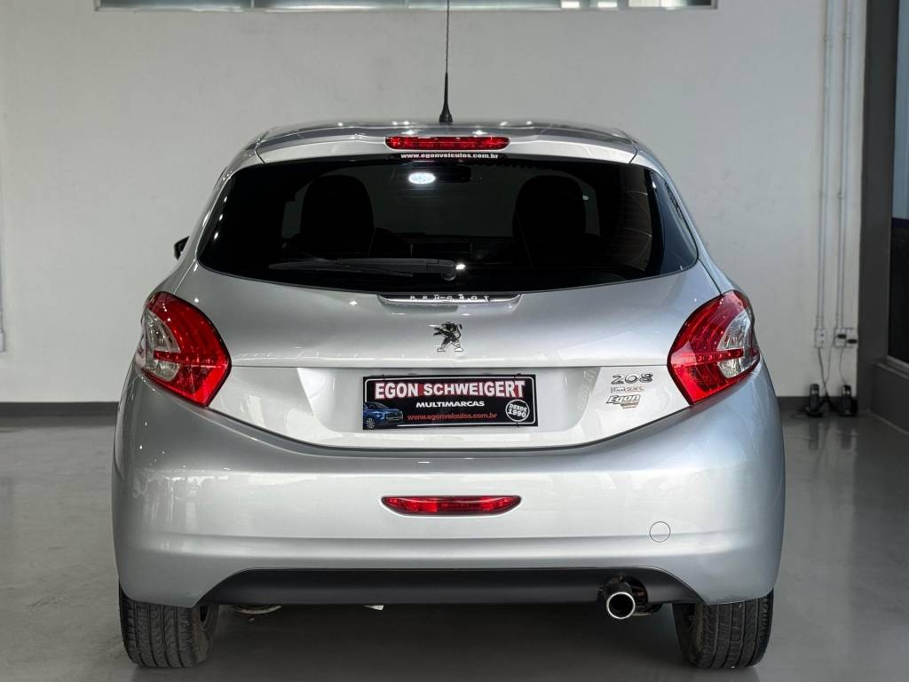 Peugeot 208 Act pack bva    2015