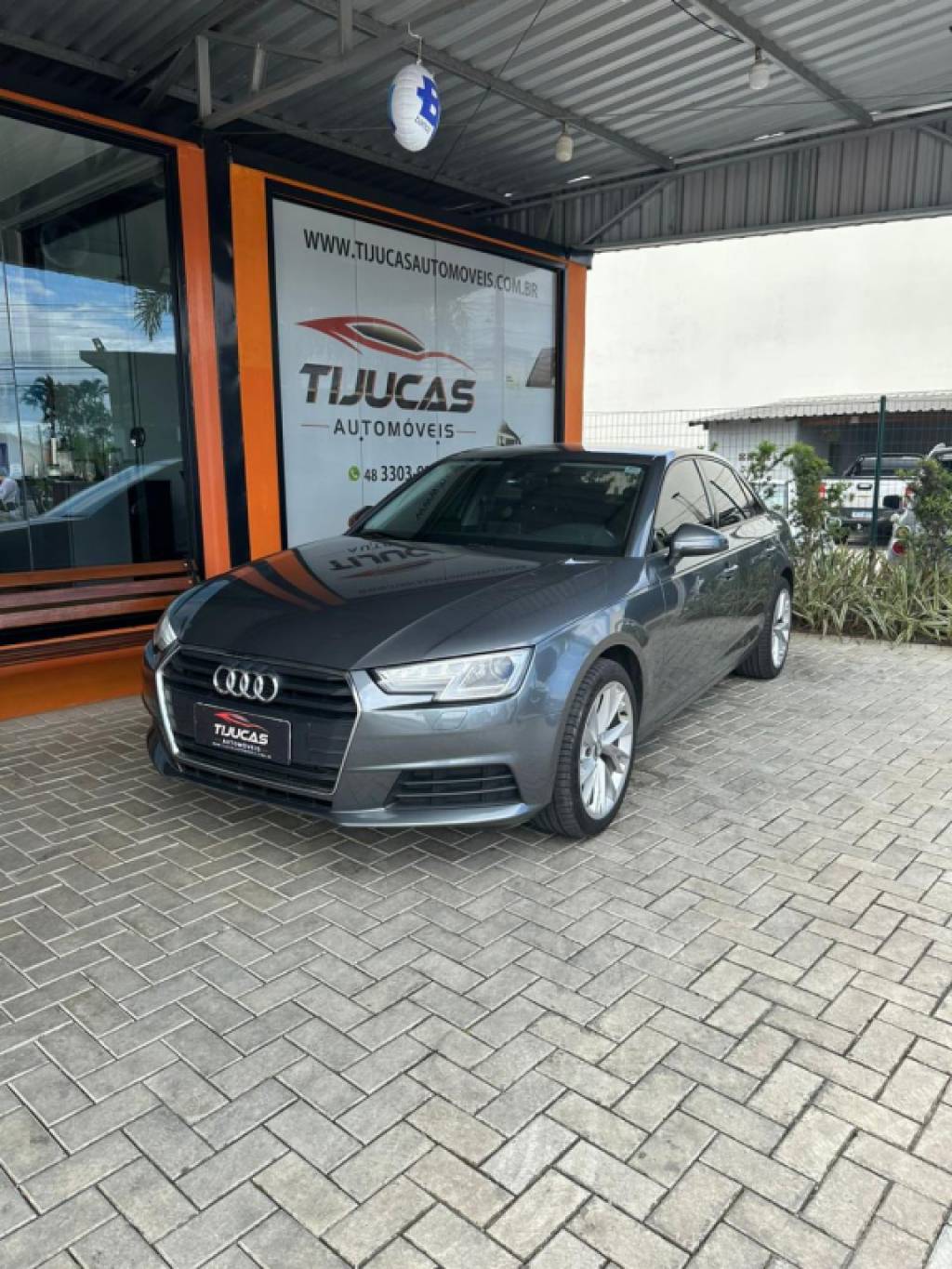 Audi A4 2.0 16V    2018