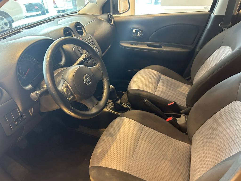 Nissan March 1.6 16v    2014