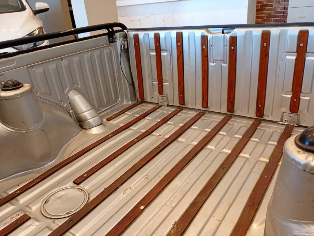 Volkswagen Saveiro 1.8    1994