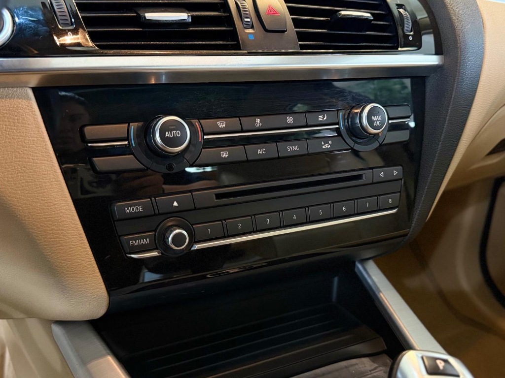 BMW X3 Xdrive 20i 2.0/x-line bi-tb flex aut.    2015