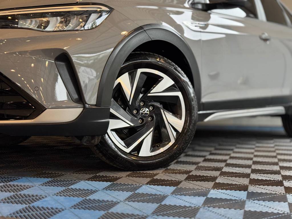 Volkswagen Nivus W/ hl tsi    2026