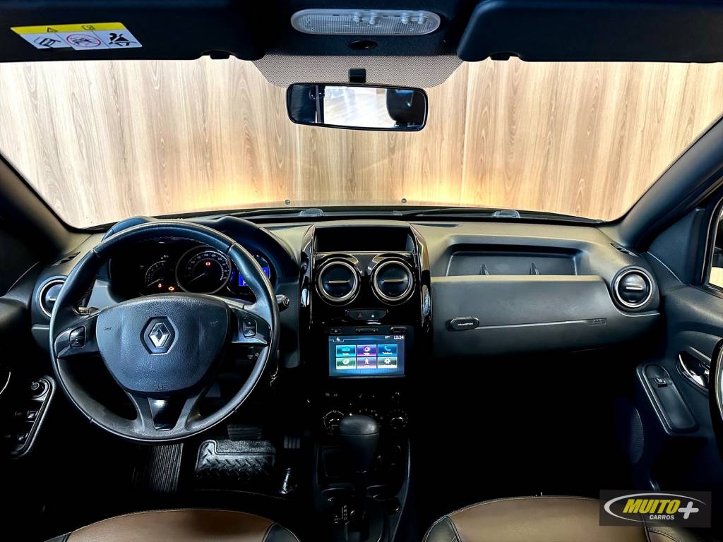 Renault Duster 2.0 dynamique aut.    2016