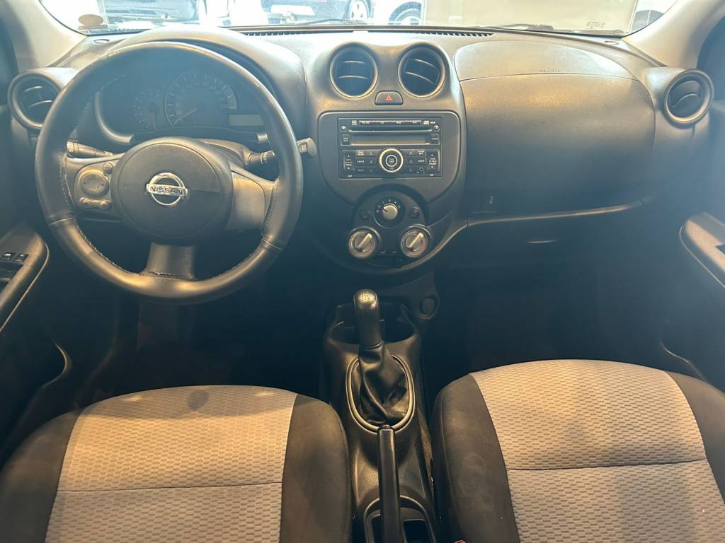 Nissan March 1.6 16v    2014