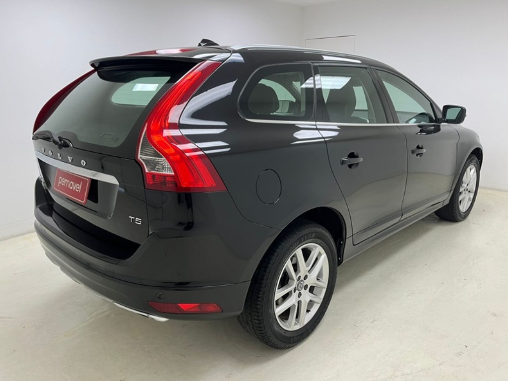 Volvo XC60 VOLVO XC60 2.0 T5 MOMENTUM GASOLINA 4P AUTOMÁTICO 2017    2017