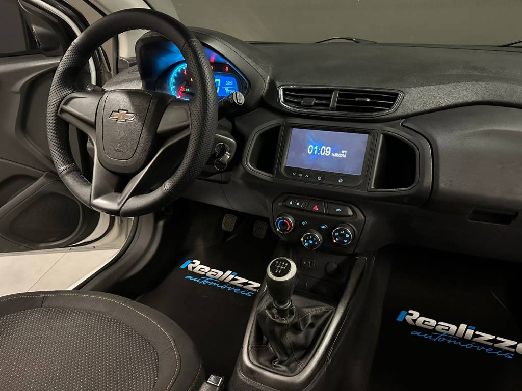Chevrolet Onix 1.4    2015