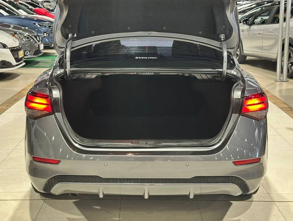 Nissan Sentra Exclusive 2.0 cvt    2023