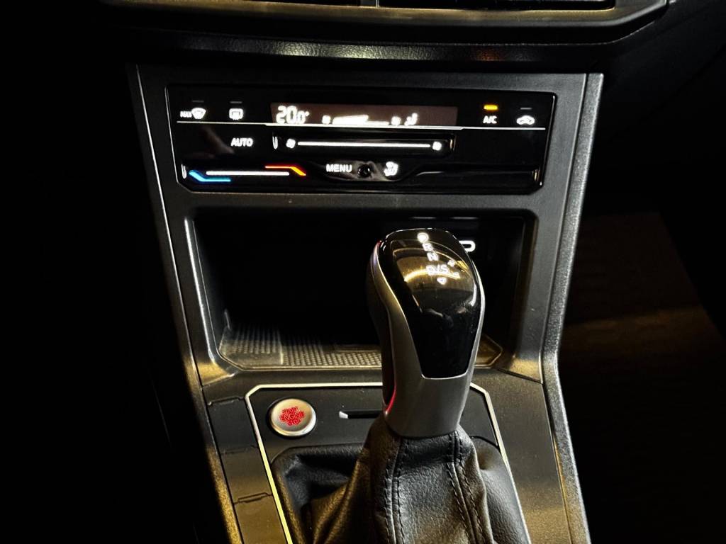 Volkswagen Polo Highline tsi 1.0 flex 12v aut.    2025