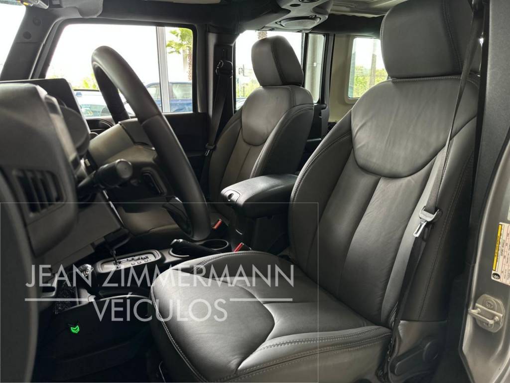 Jeep Wrangler Unlimited sport 3.6 v6 284cv 4p    2015