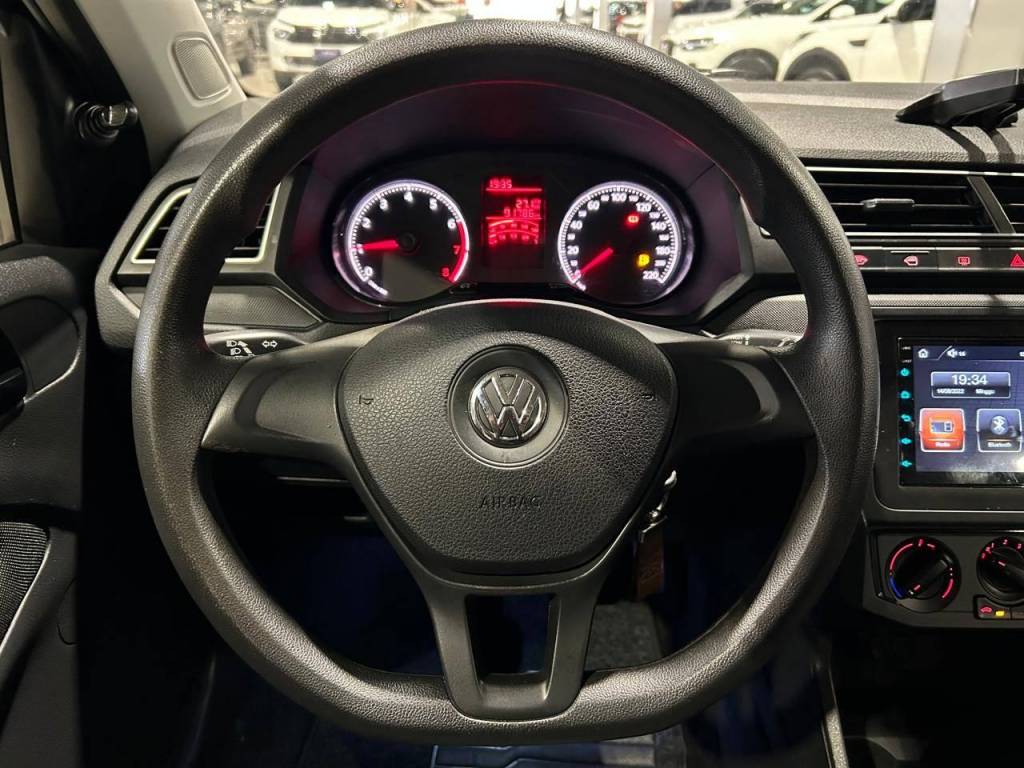 Volkswagen Gol 1.0 flex 12v 5p    2021