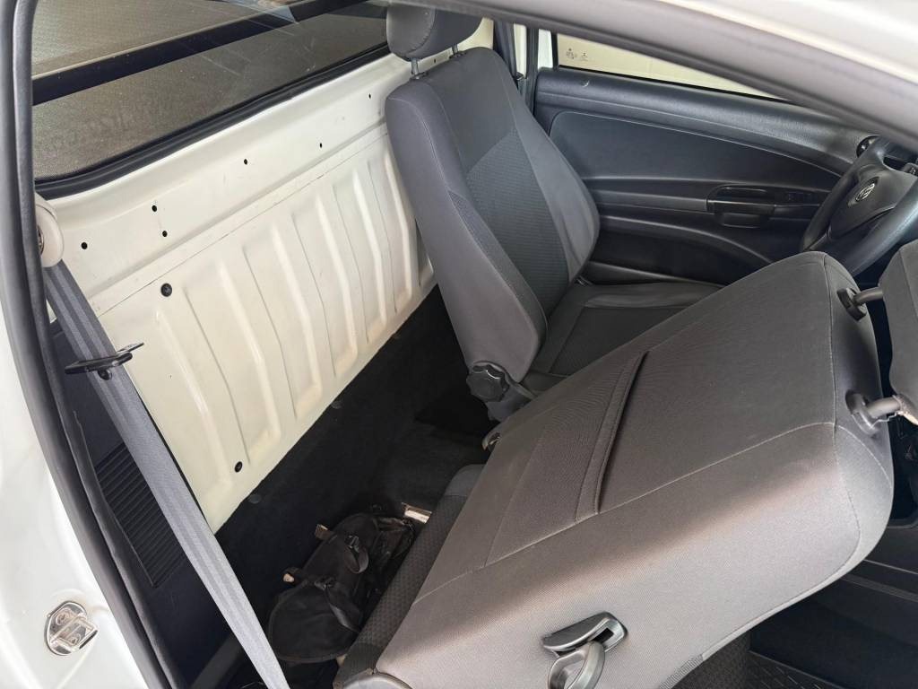 Volkswagen Saveiro Cs robust 1.6 msi flex    2021
