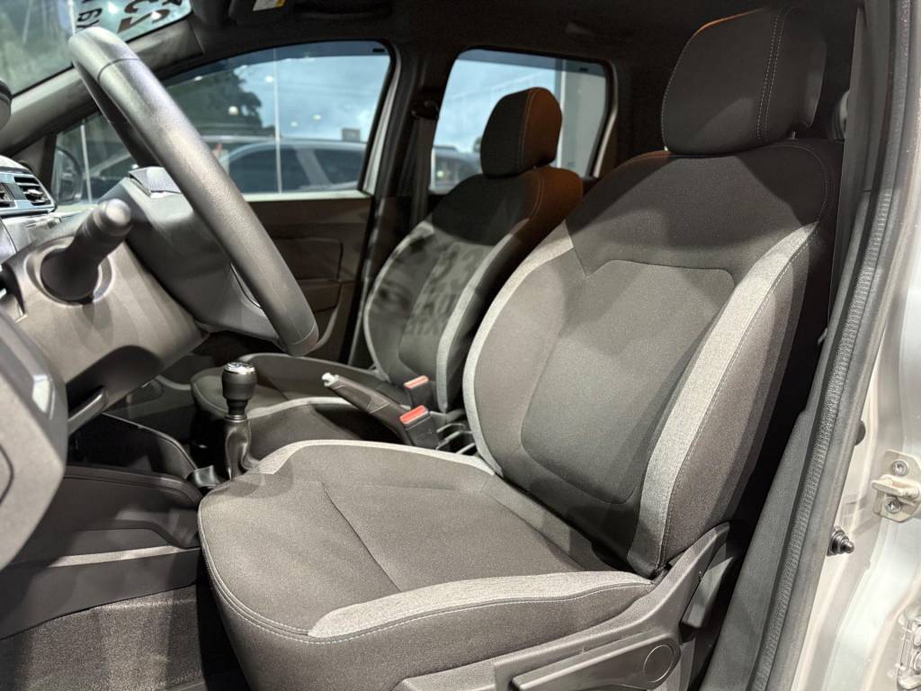 Renault Duster Zen 16    2023