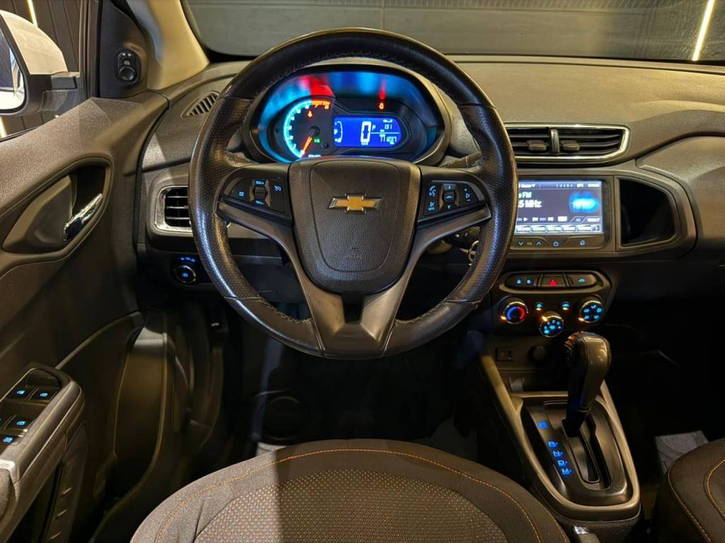 Chevrolet Onix Hatch ltz 1.4 8v flexpower 5p aut.    2015