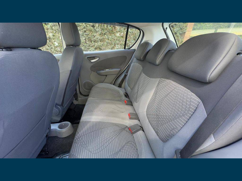 Fiat Palio Attra./itÁlia 1.4 evo f.flex 8v 5p    2016