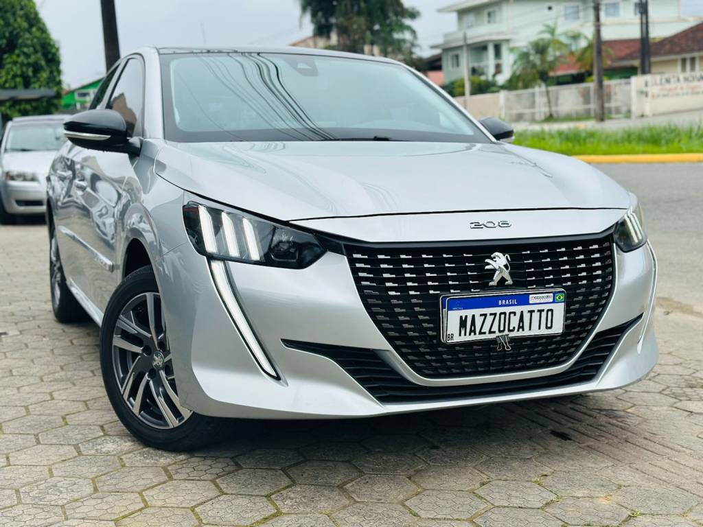 Peugeot 208 1.6 16V    2021