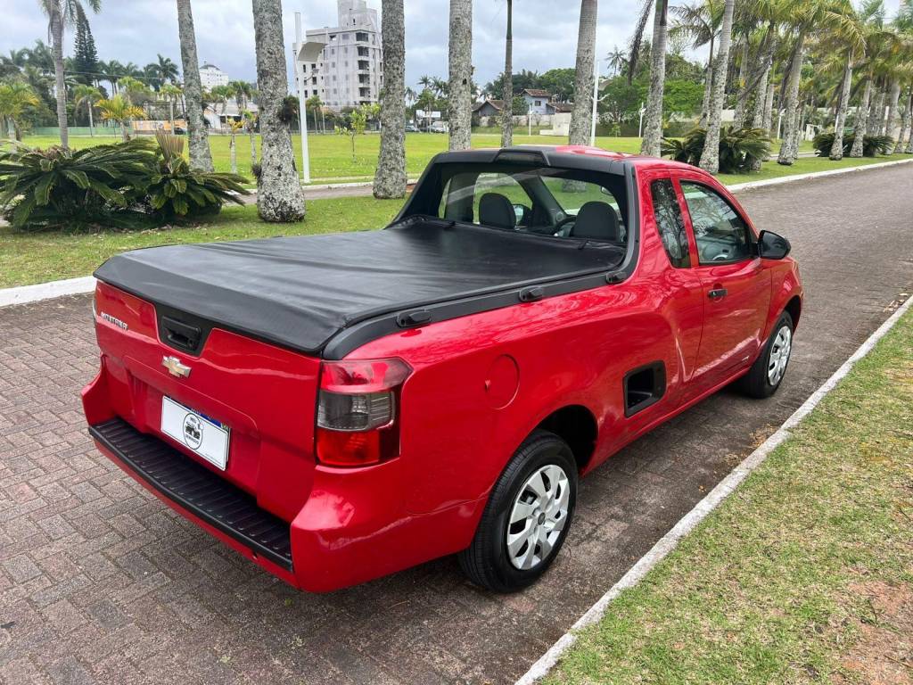 Chevrolet Montana Ls 1.4 flex    2016