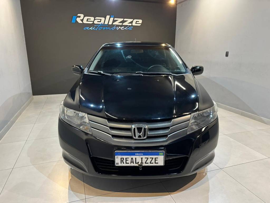 Honda City 1.5 sedan lx flex aut.    2010