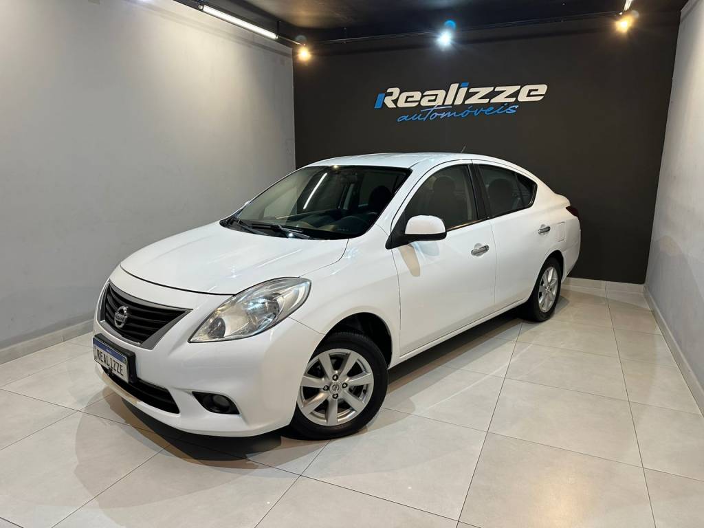 Nissan Versa 1.6 SL FLEX FUEL MEC.    2014