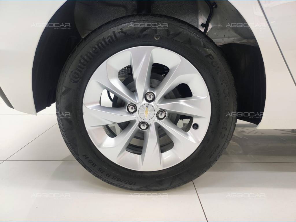 Chevrolet Onix     2022
