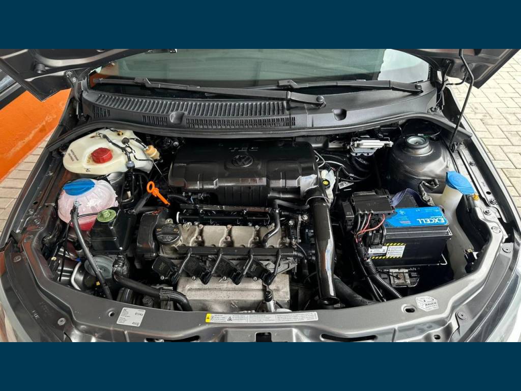 Volkswagen Voyage 1.0 city mi total flex 8v    2014