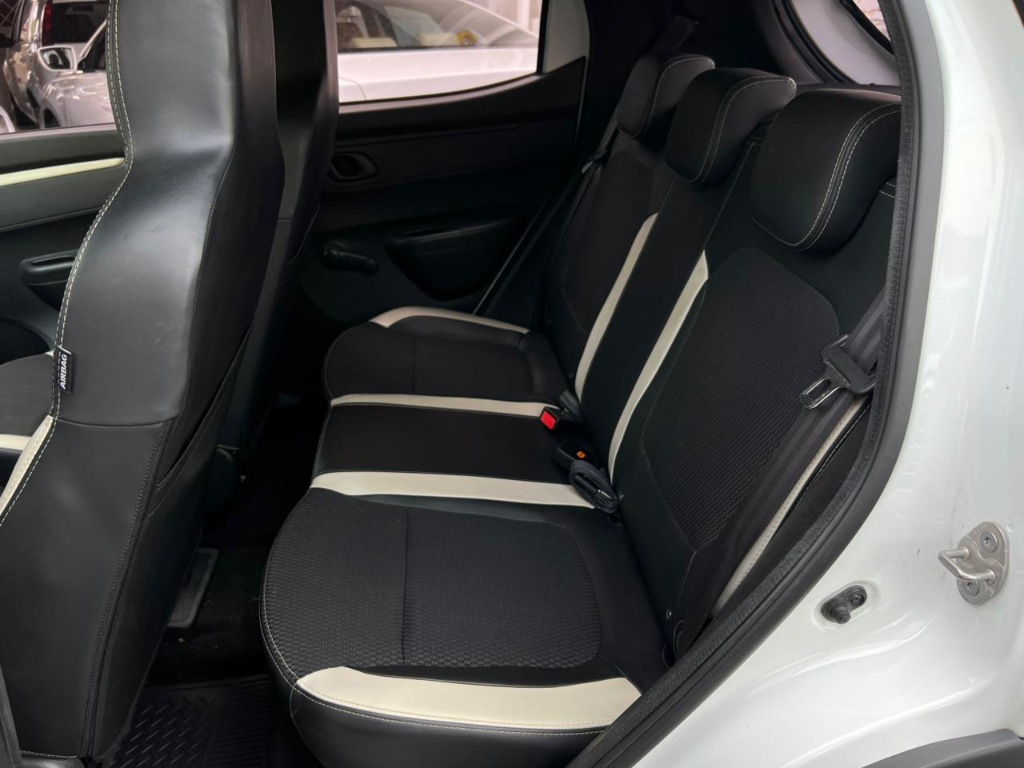 Renault Kwid Intense 1.0 flex mec    2020