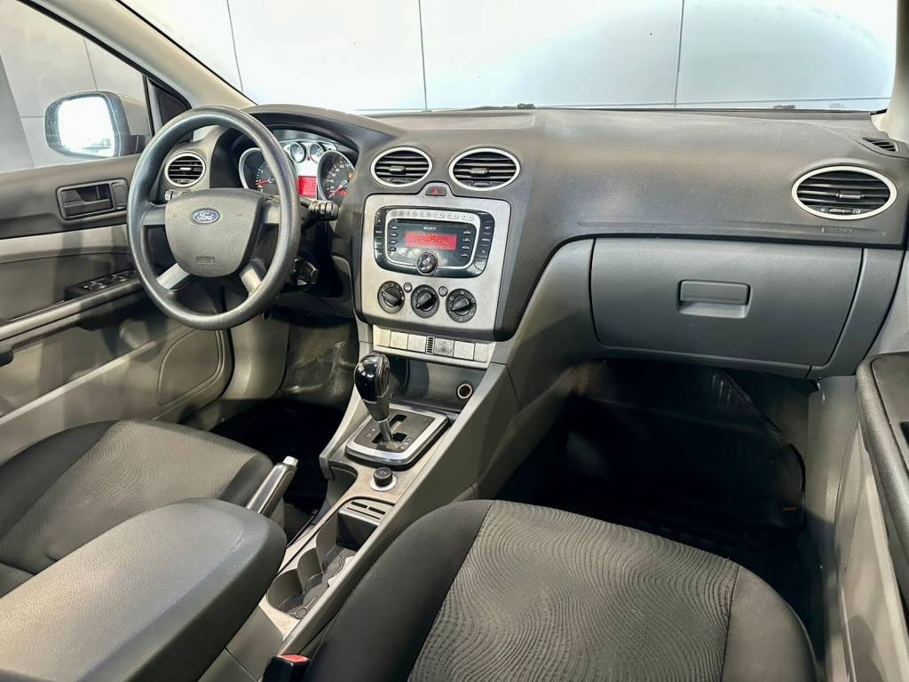Ford Focus 2.0 flex 16v    2009
