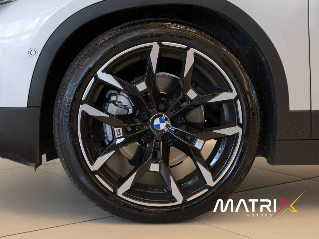 BMW X2 2.0 sdrive 20i tb a. flex aut 16v    2020