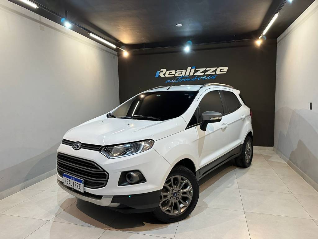 Ford EcoSport 1.6    2015