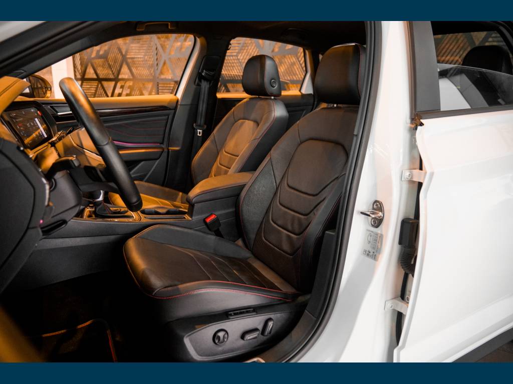 Volkswagen Jetta Gli 350 tsi 2.0    2023