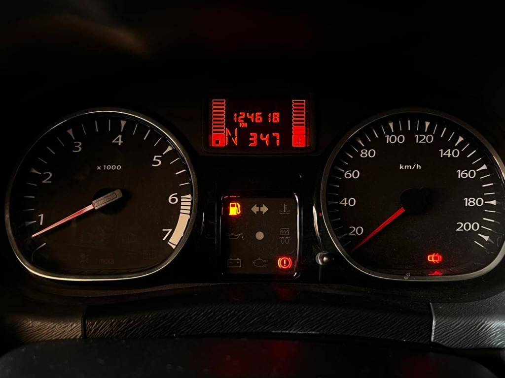 Renault Duster Techroad 2.0 hi-flex 16v aut.    2014