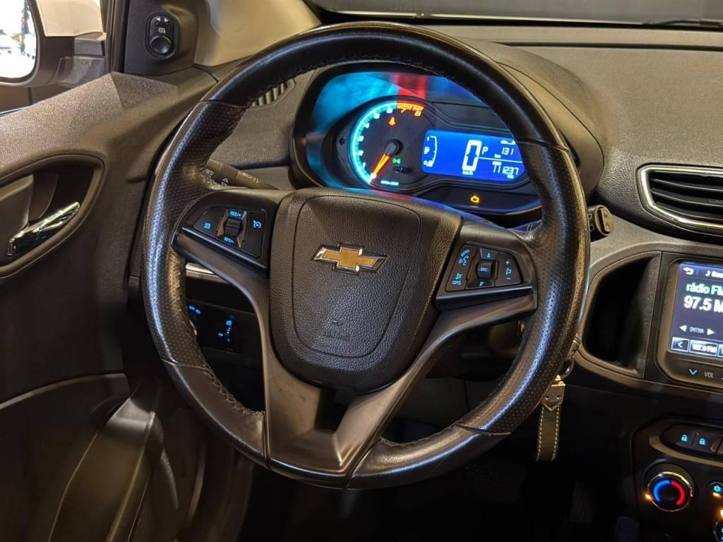 Chevrolet Onix Hatch ltz 1.4 8v flexpower 5p aut.    2015