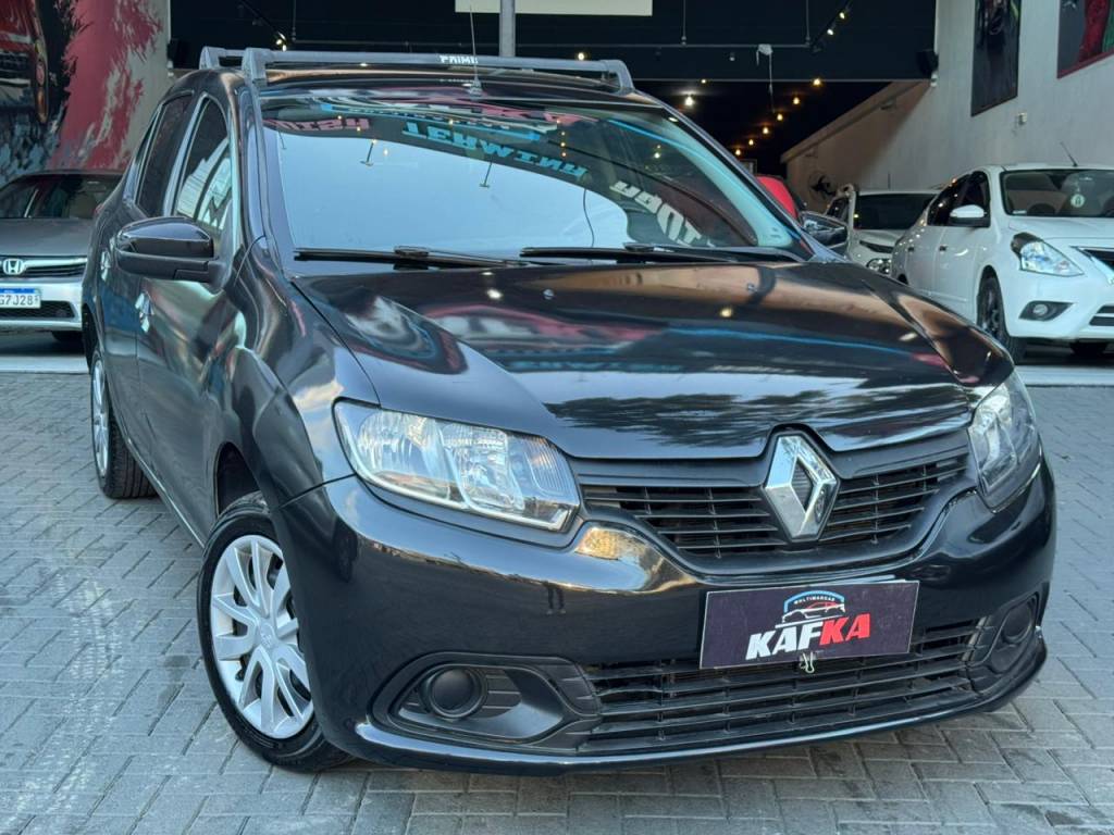 Renault Logan 1.6    2015