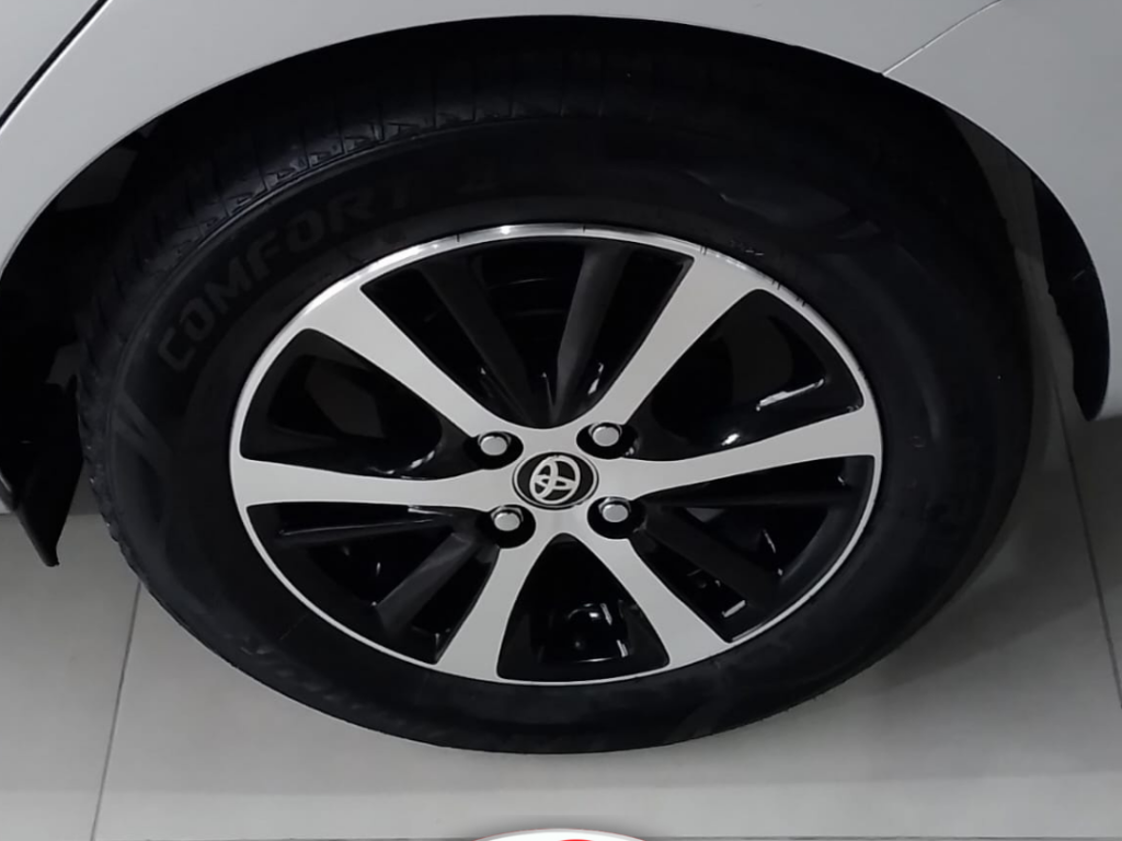 Toyota Yaris Xls connect 1.5 auto    2021